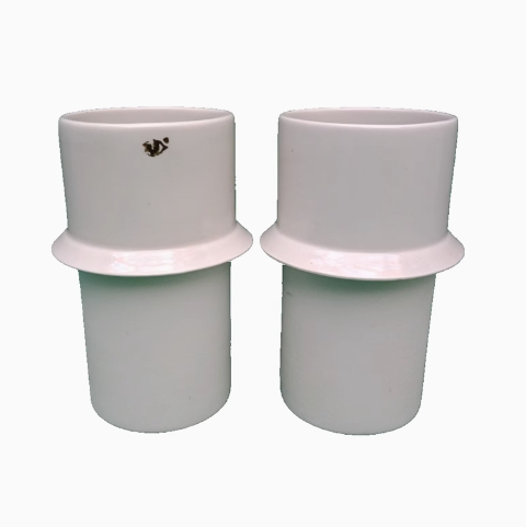 Beakers with flange without lip