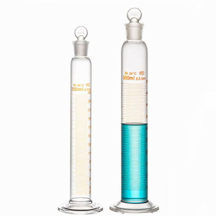     603 Measuring cylinder with graduations  and ground–in glass stopper