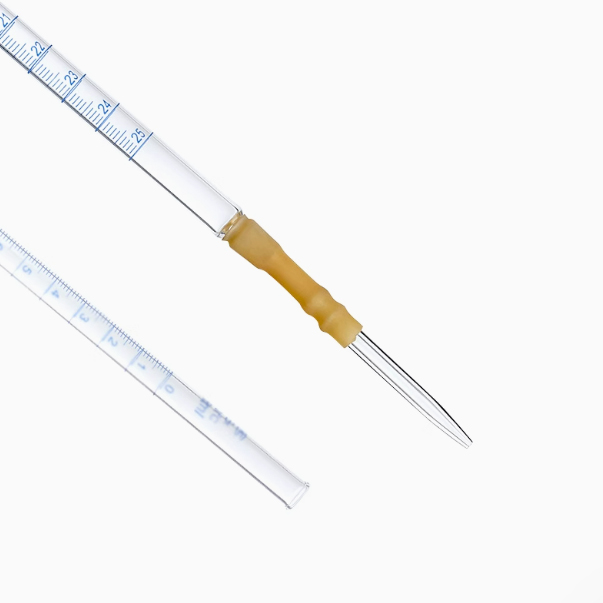     644B  Class B burette with blue line