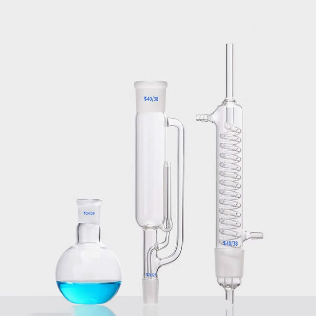     792 Extraction apparatus soxhlet with coiled condenser and ground glass joints