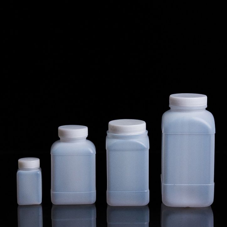 Square reagent bottle