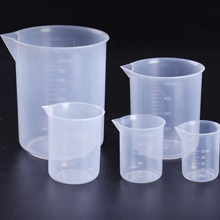 Plastic beaker