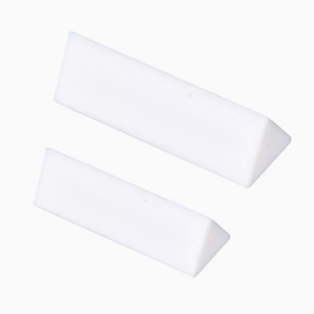 Triangular stirrer
